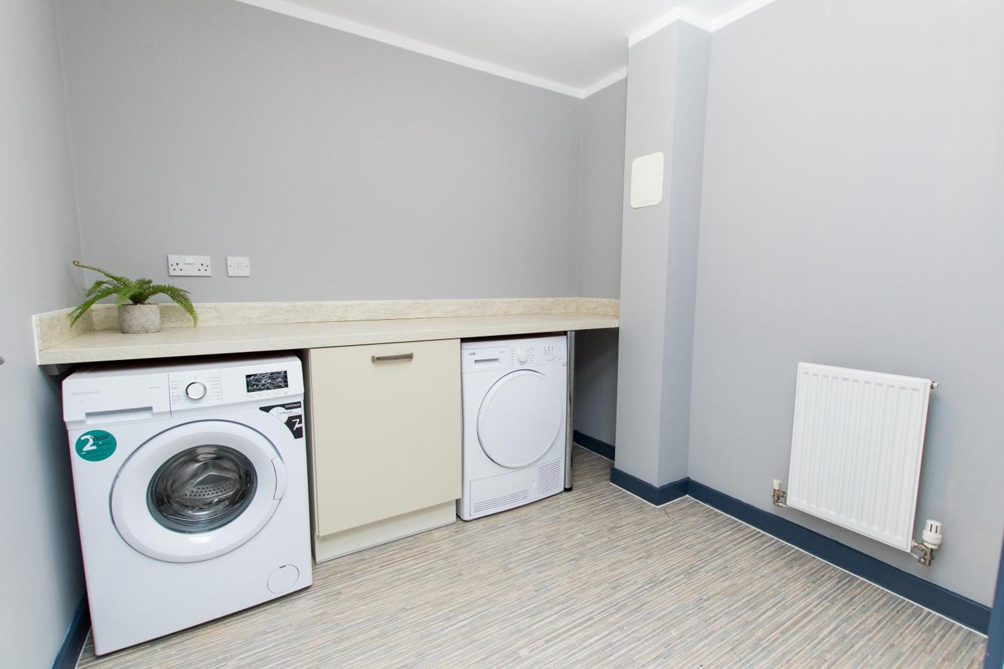 Free Parking 3 Bedroom House In Nottingham Buitenkant foto